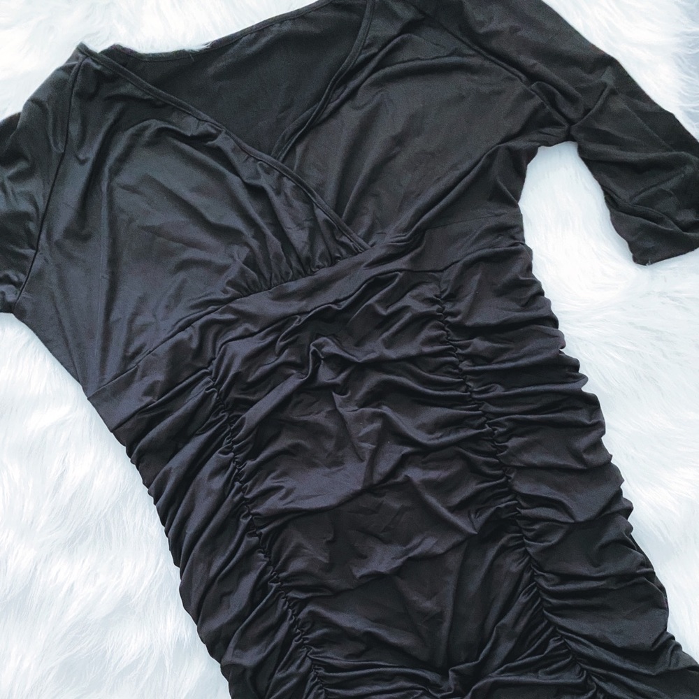 Plus V-Neck wrapped ruched plus size bodycon dress